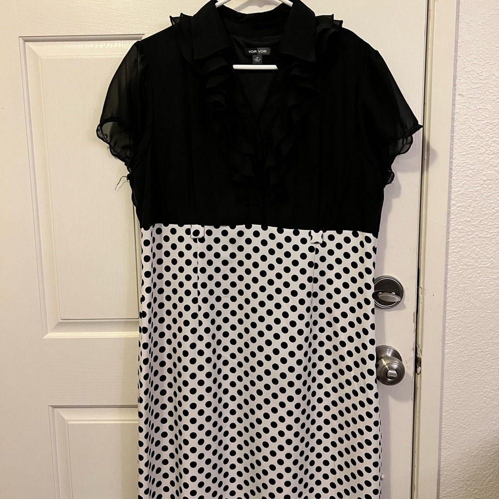 Black and Polka dot Sheath dress